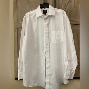 JOS.A. BANK Traveler Traditional Fit Classic White Dress Shirt
SIZE 16 1/2  34